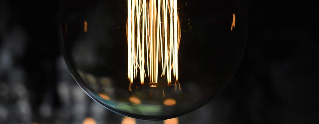 LED-pære med filament.